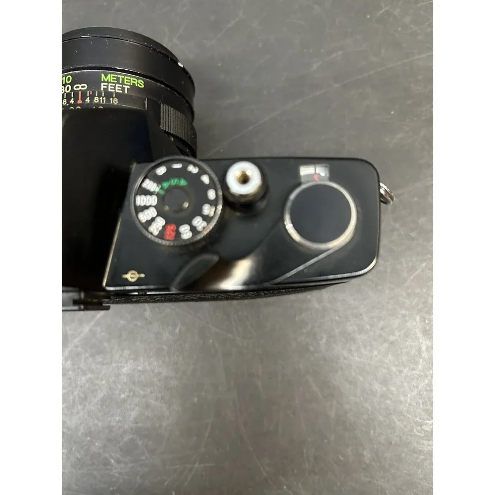 Vivitar 220SL 35mm Film Camera with 50mm F1.8 Lens - Tested